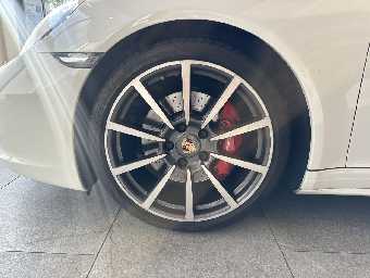 PORSCHE 911 2016 Image 25
