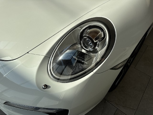 PORSCHE 911 2016 Image 35