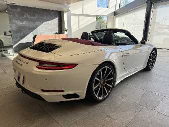 PORSCHE 911 2016 Image 5