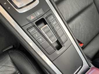 PORSCHE 911 2016 Image 42