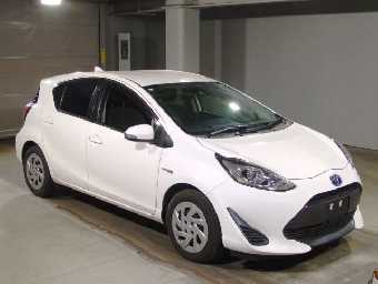 TOYOTA AQUA 2019 Image 3