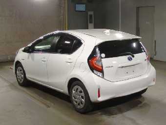 TOYOTA AQUA 2019 Image 4