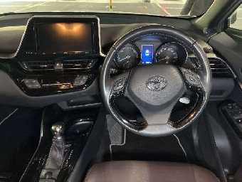TOYOTA C-HR 2018 Image 6