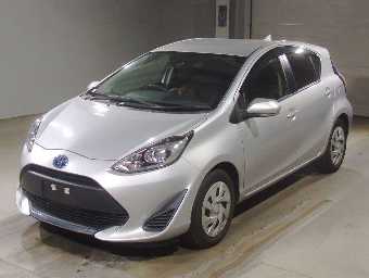 TOYOTA AQUA 2021 Image 1