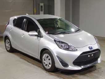 TOYOTA AQUA 2021 Image 3