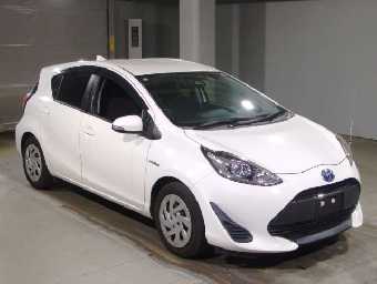 TOYOTA AQUA 2017 Image 3