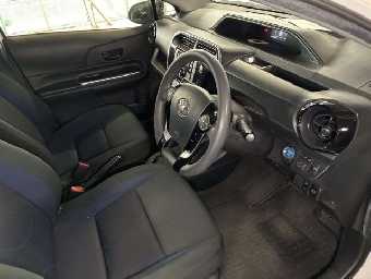 TOYOTA AQUA 2017 Image 5