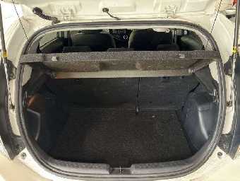 TOYOTA AQUA 2017 Image 8