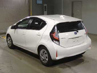 TOYOTA AQUA 2020 Image 4