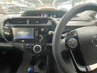 TOYOTA AQUA 2019 Image 11
