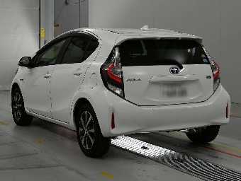 TOYOTA AQUA 2019 Image 6