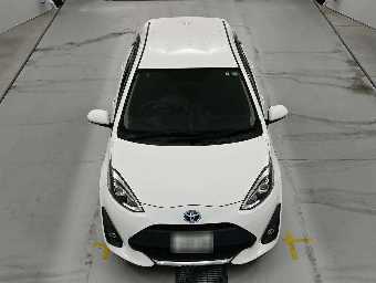 TOYOTA AQUA 2019 Image 7
