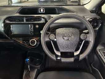 TOYOTA AQUA 2019 Image 6