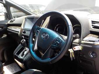TOYOTA ALPHARD 2022 Image 5