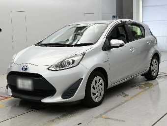 TOYOTA AQUA 2018 Image 1