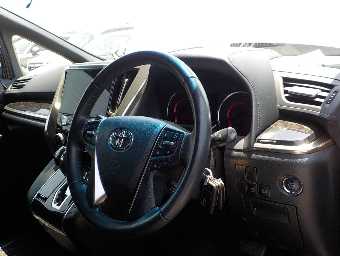 TOYOTA ALPHARD 2021 Image 5