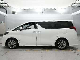 TOYOTA ALPHARD 2021 Image 4