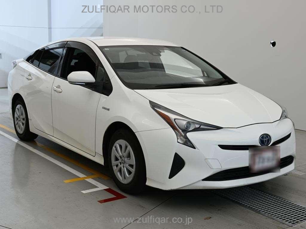 TOYOTA PRIUS 2018 Image 5