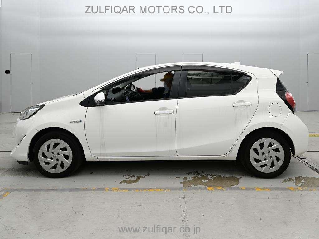 TOYOTA AQUA 2019 Image 4