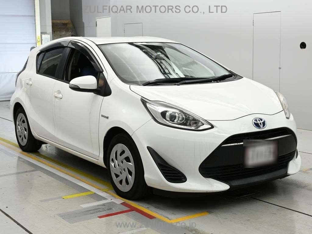 TOYOTA AQUA 2019 Image 5