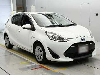 TOYOTA AQUA 2019 Image 5