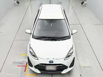 TOYOTA AQUA 2019 Image 7
