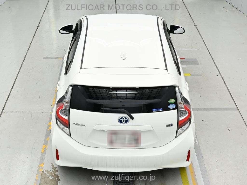 TOYOTA AQUA 2019 Image 8