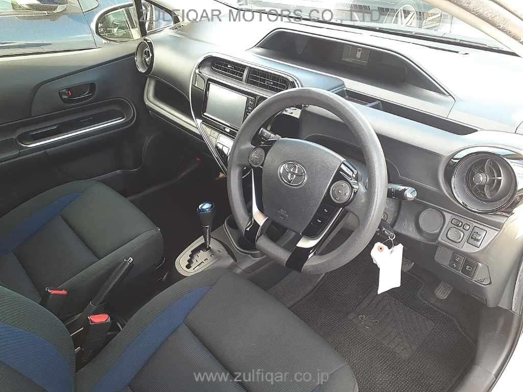 TOYOTA AQUA 2019 Image 9