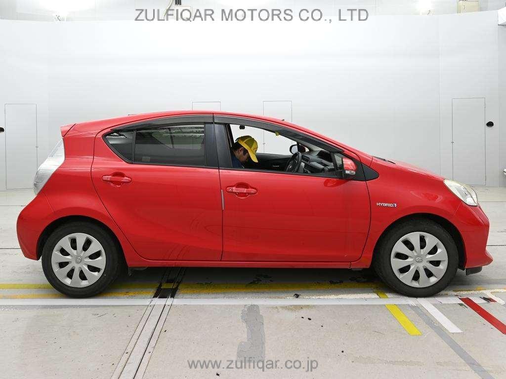 TOYOTA AQUA 2014 Image 3