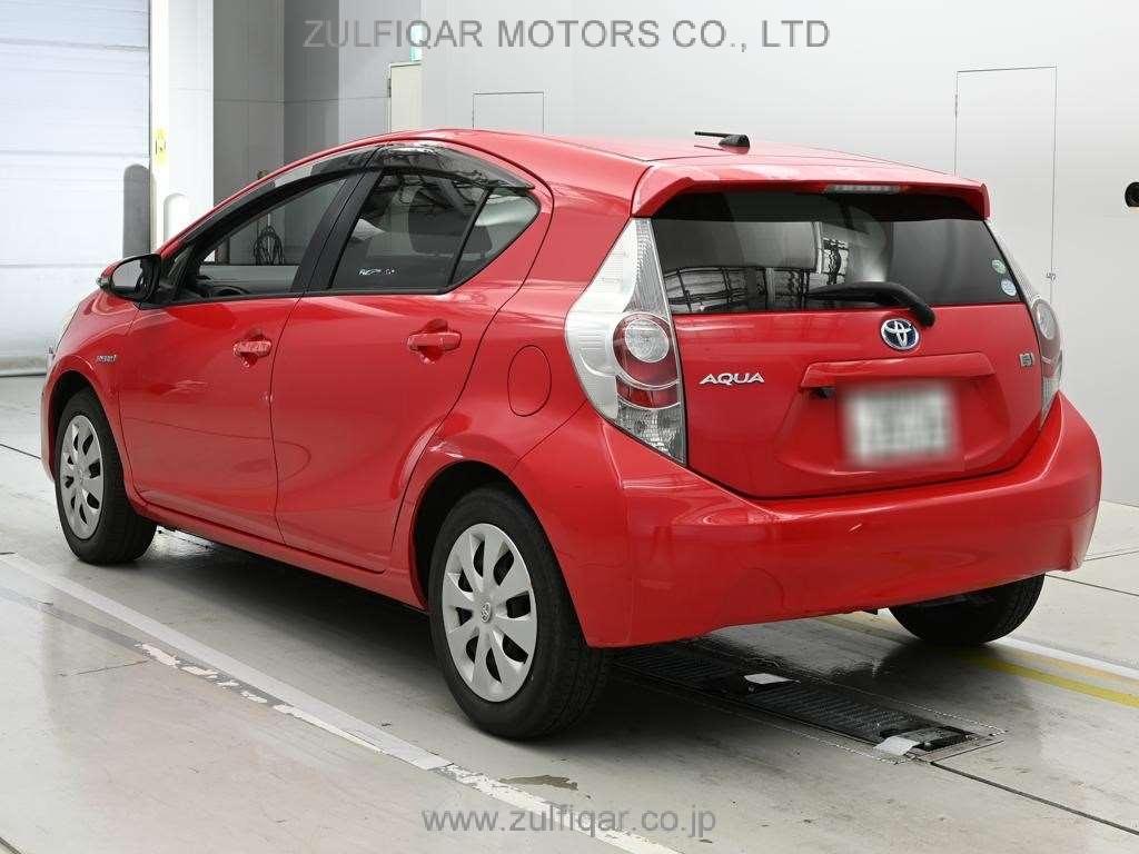 TOYOTA AQUA 2014 Image 6