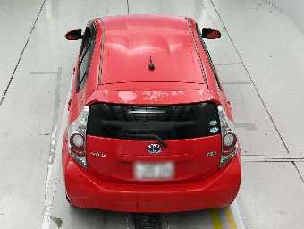 TOYOTA AQUA 2014 Image 8