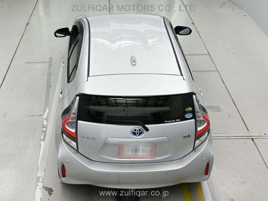 TOYOTA AQUA 2021 Image 8