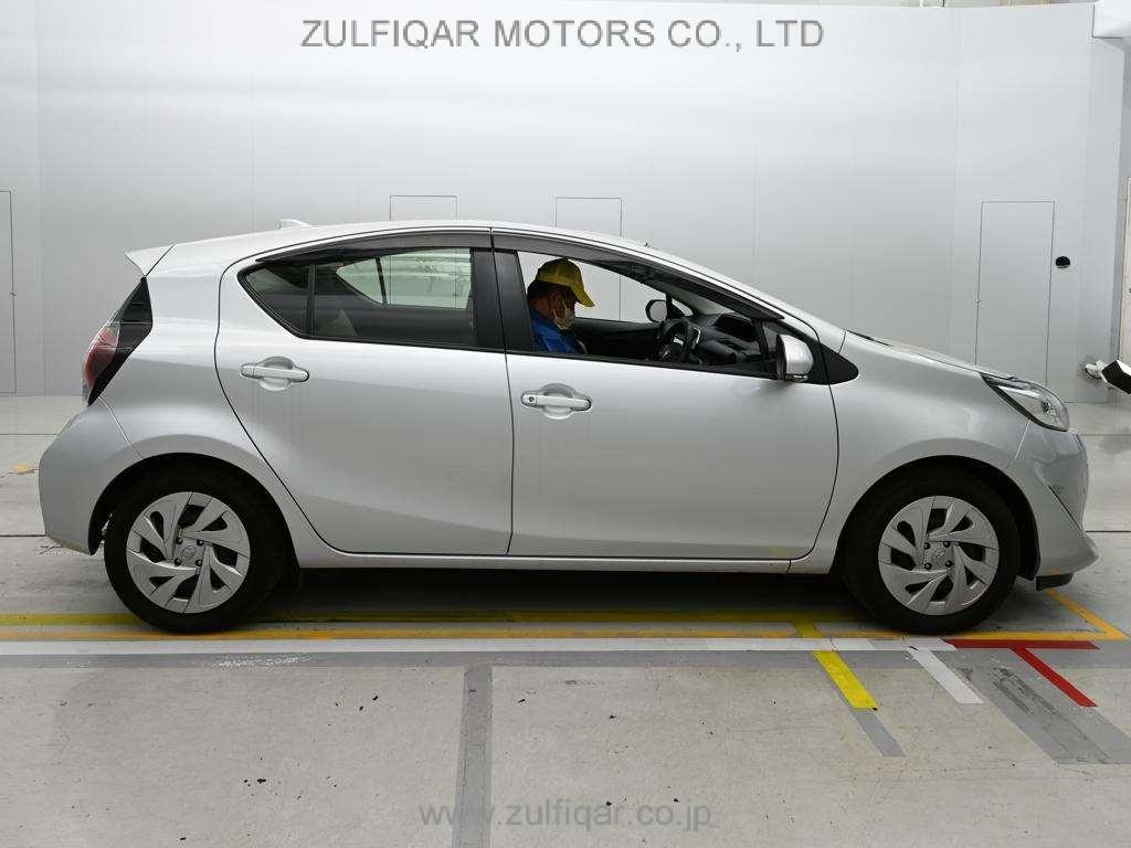 TOYOTA AQUA 2021 Image 3