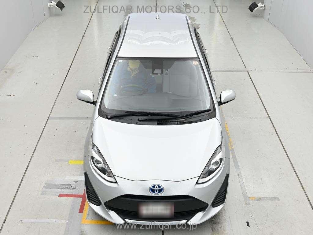 TOYOTA AQUA 2021 Image 7