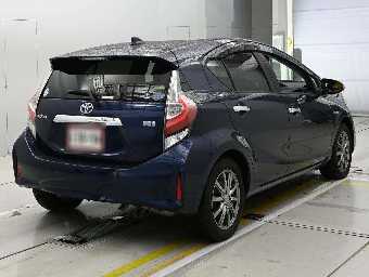 TOYOTA AQUA 2019 Image 2