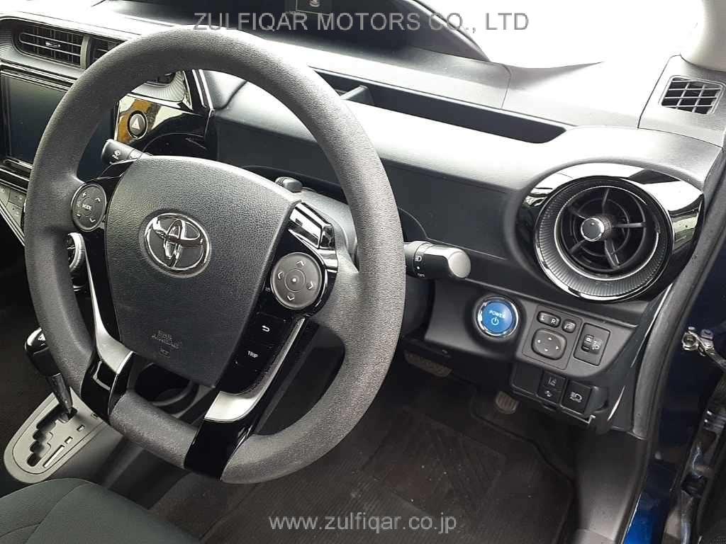 TOYOTA AQUA 2019 Image 9