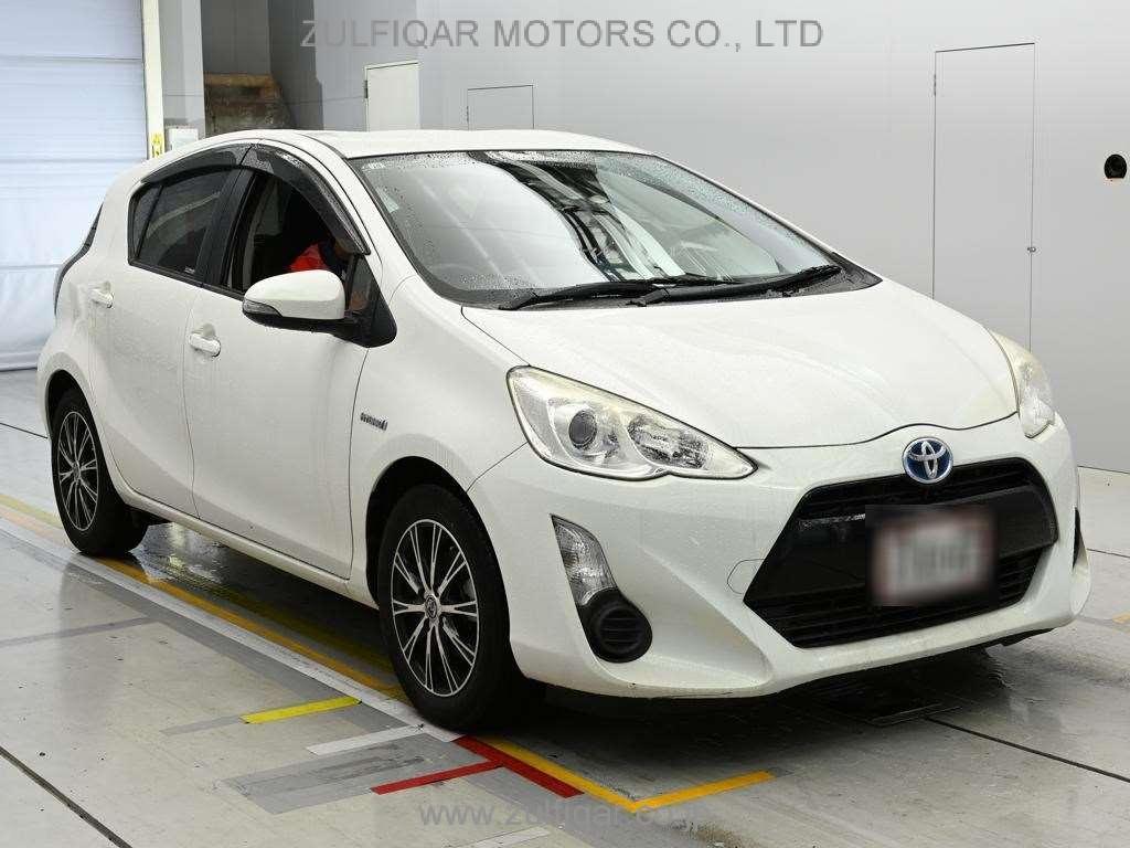 TOYOTA AQUA 2015 Image 5