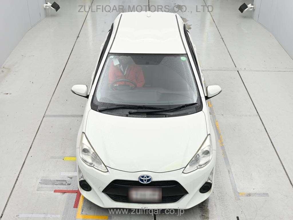 TOYOTA AQUA 2015 Image 7
