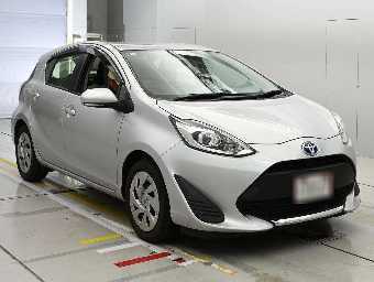 TOYOTA AQUA 2021 Image 5