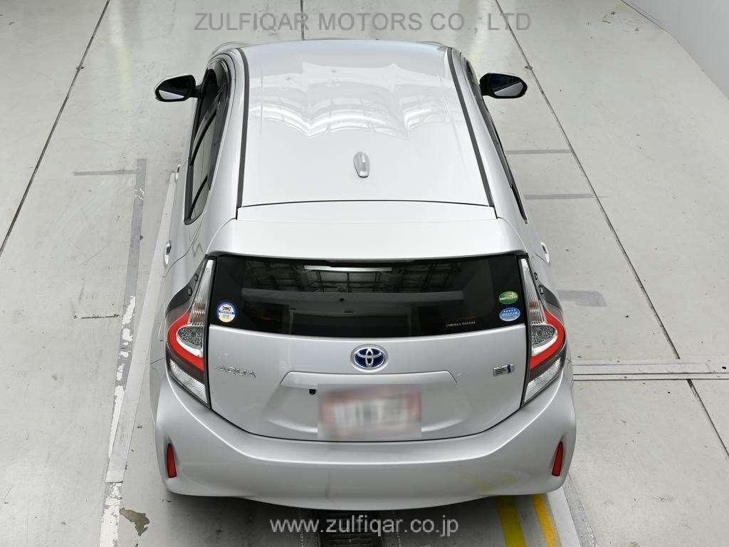 TOYOTA AQUA 2021 Image 8