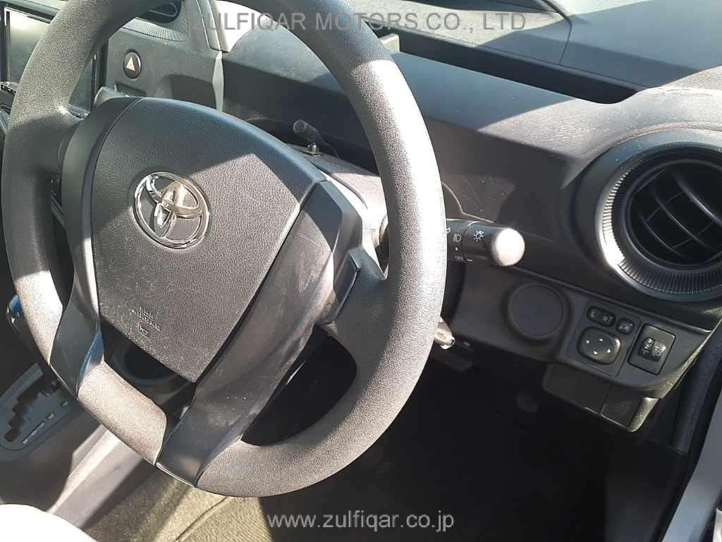 TOYOTA AQUA 2021 Image 9