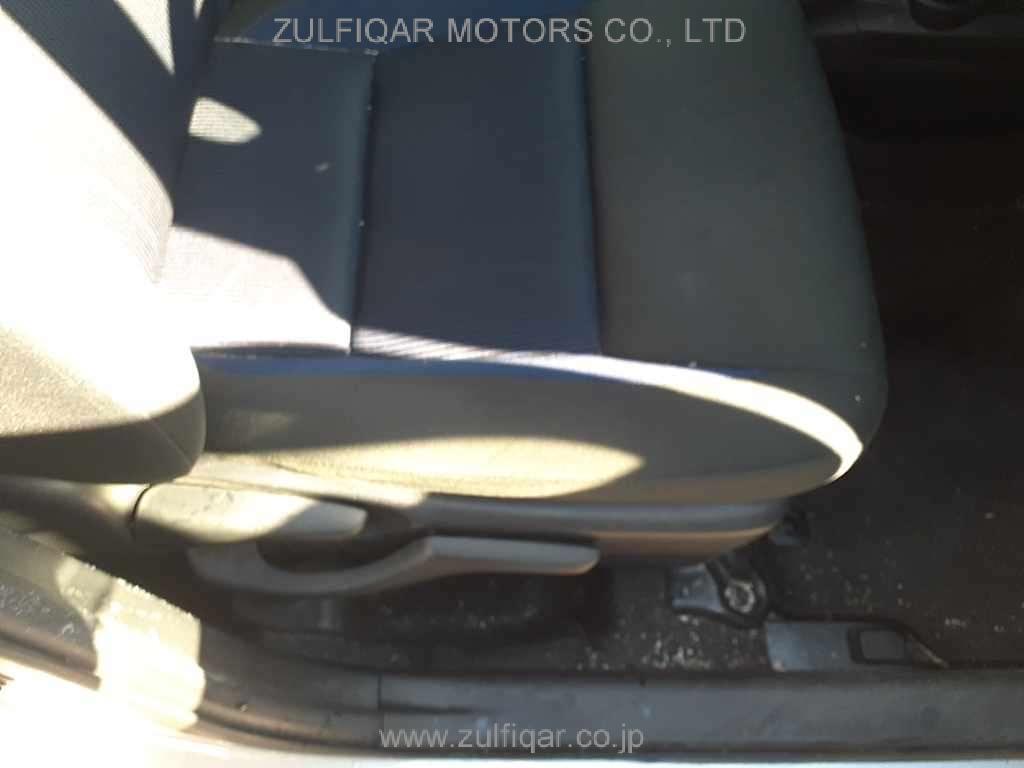 TOYOTA AQUA 2019 Image 10