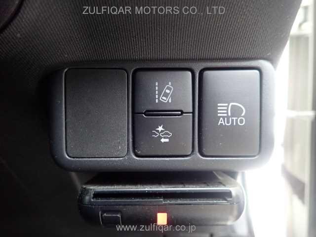 TOYOTA AQUA 2021 Image 5