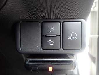TOYOTA AQUA 2021 Image 4