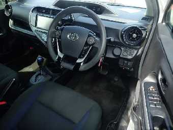 TOYOTA AQUA 2021 Image 5