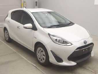 TOYOTA AQUA 2019 Image 3