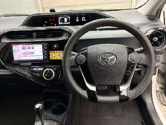 TOYOTA AQUA 2019 Image 6