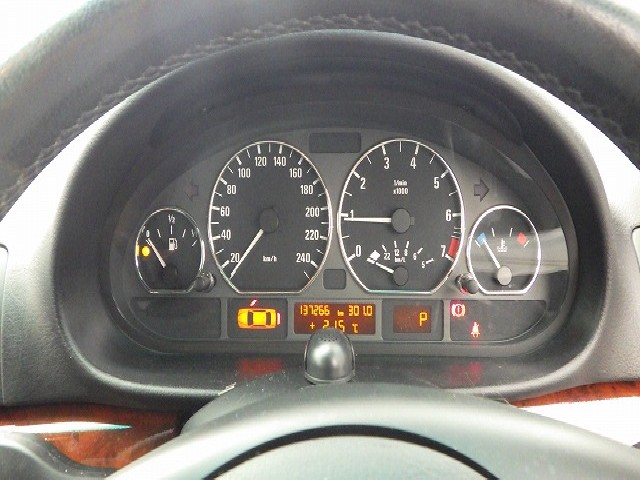 BMW 3 SERIES 2004 Image 24