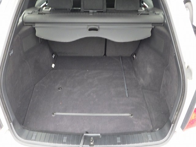 BMW 3 SERIES 2004 Image 29
