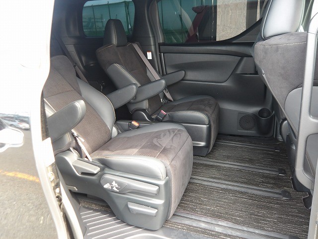 TOYOTA ALPHARD 2021 Image 32